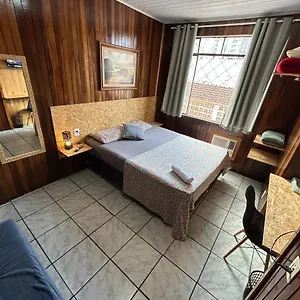 8 Cama Queen E Smarttv Netflix Quarto em Acomodações Particulares